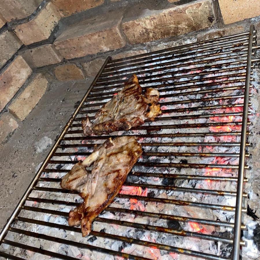 Hotel Bujtina Vrenezi Peshkopi Esterno foto