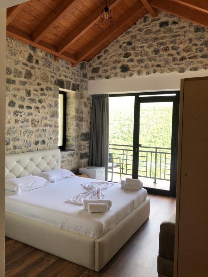Hotel Bujtina Vrenezi Peshkopi Esterno foto