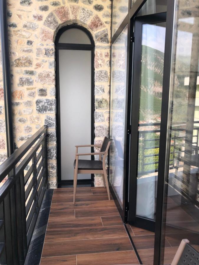 Hotel Bujtina Vrenezi Peshkopi Esterno foto